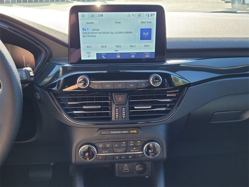 New 2026 Ford Escape ST-Line w/ Cold Weather Package image 18