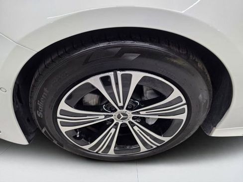 Used 2025 Mercedes-Benz E 350 Sedan image 10
