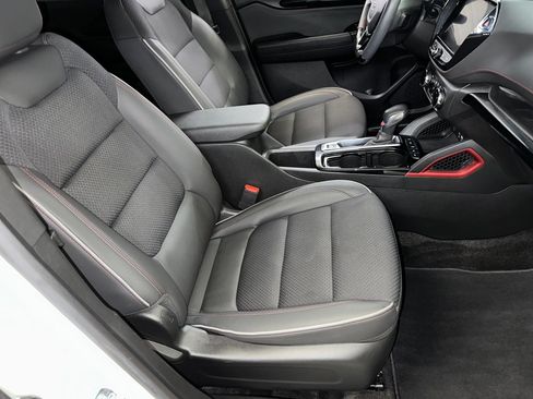 Certified 2023 Chevrolet TrailBlazer RS w/ Convenience Package image 29