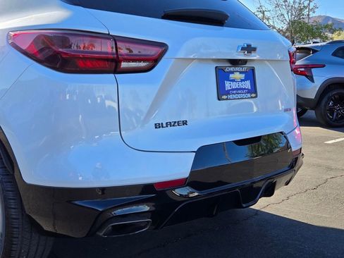 Used 2023 Chevrolet Blazer RS w/ Driver Confidence II Package image 5