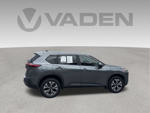 Used 2023 Nissan Rogue SV FWD image 16