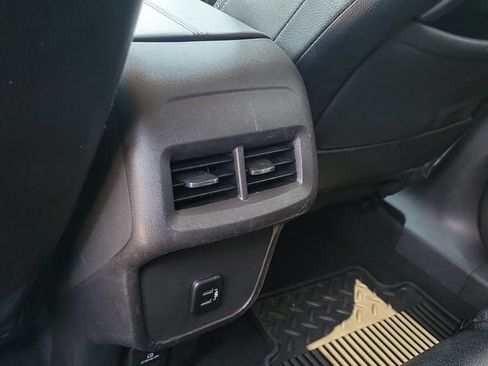 Used 2018 GMC Terrain SLE w/ Driver Convenience Package FWD image 24