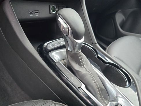 Used 2024 Buick Encore GX Sport Touring image 26