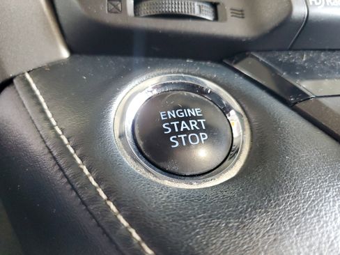 Used 2018 Toyota RAV4 XLE w/ Plus Extra Value Package FWD image 30