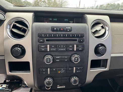 Used 2009 Ford F150 XLT image 25