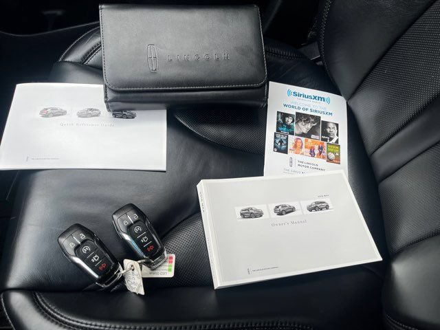 Used 2016 Lincoln MKX Select w/ Climate Package AWD/4WD image 35