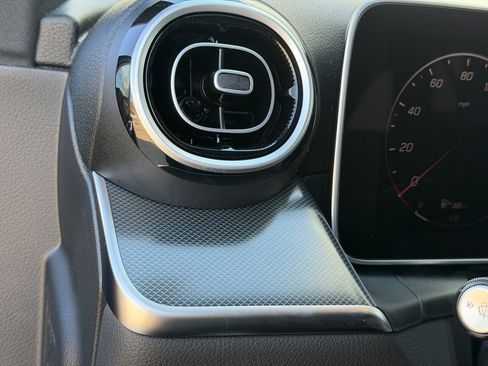 New 2026 Mercedes-Benz GLC 300 4MATIC image 24