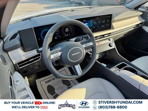 New 2026 Hyundai Sonata SEL FWD image 3