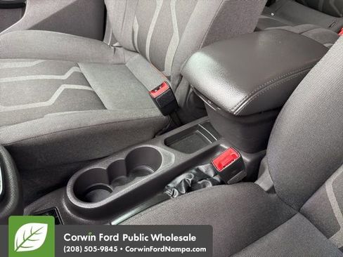 Used 2015 Ford Transit Connect XLT image 22