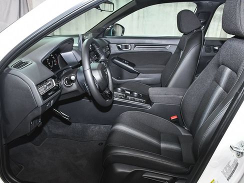 Used 2026 Honda Civic Sport image 40