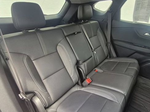 Used 2024 Chevrolet Blazer LT w/ LPO, Black Grille Bar Package AWD/4WD image 5
