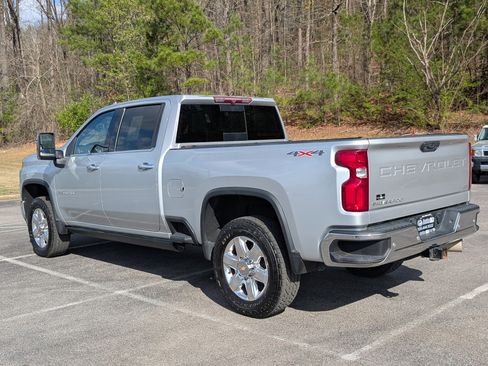 Used 2023 Chevrolet Silverado 2500 LTZ w/ LTZ Convenience Package image 7