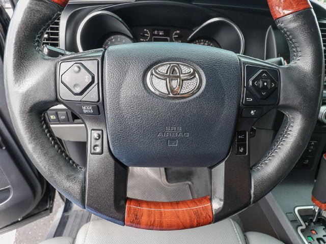 Used 2018 Toyota Sequoia Platinum AWD/4WD image 17