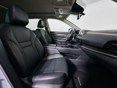 Used 2021 Nissan Rogue SL image 32