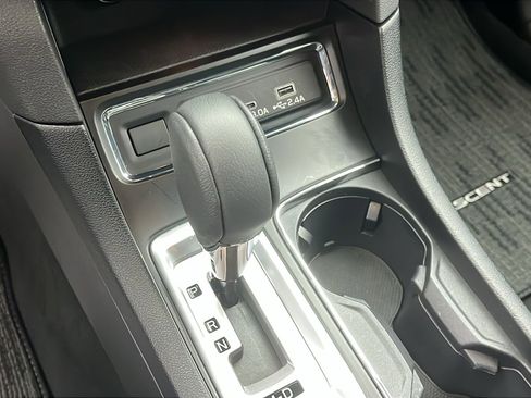 Certified 2024 Subaru Ascent Premium w/ Convenience Package image 19