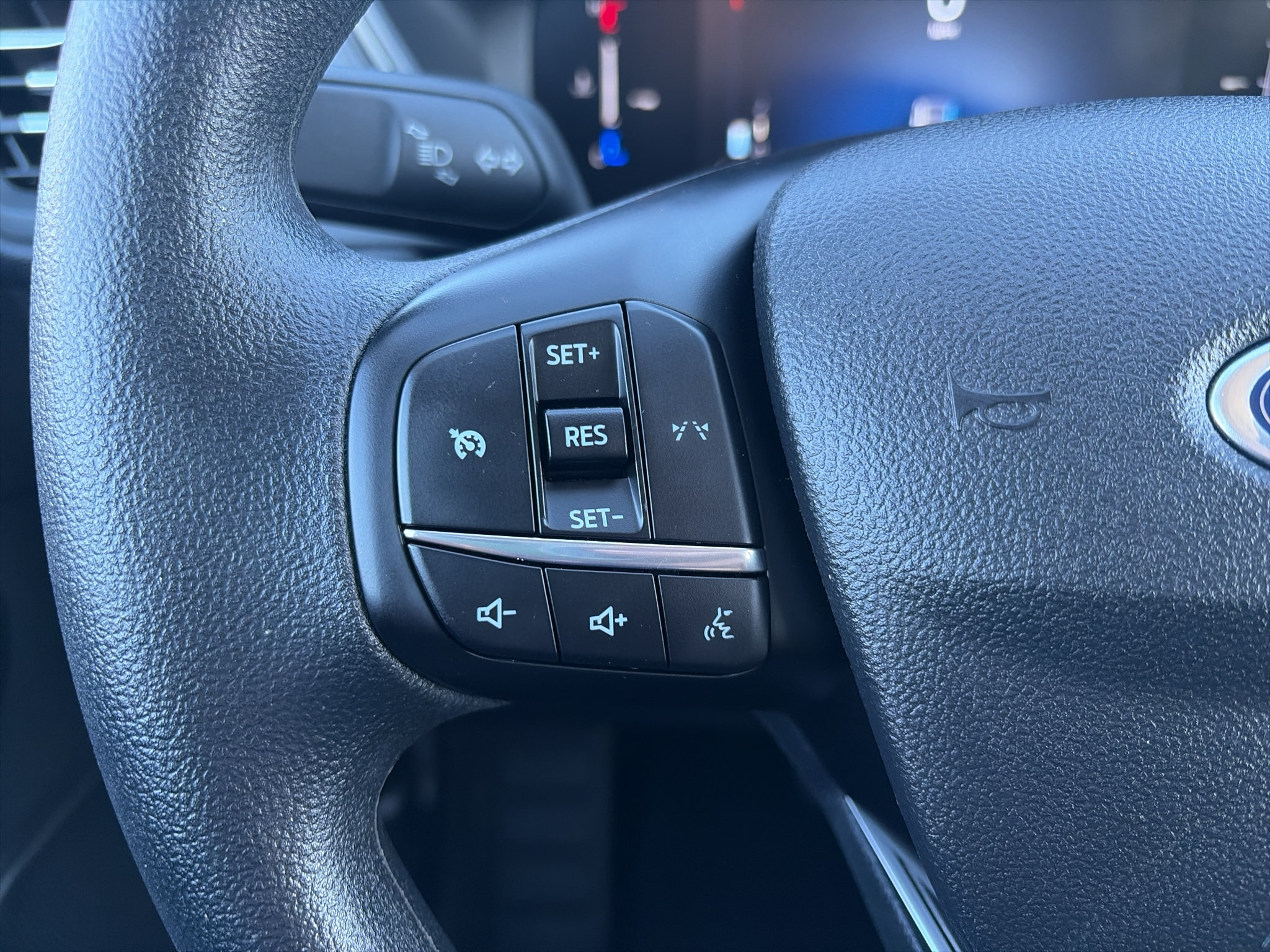 Used 2025 Ford Escape Active AWD/4WD image 23