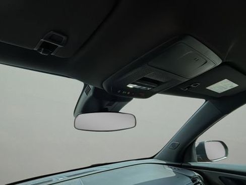 Used 2024 Chevrolet Traverse LT w/ Enhanced Driving Package FWD image 26