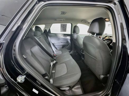Used 2026 Kia Sportage LX FWD image 29