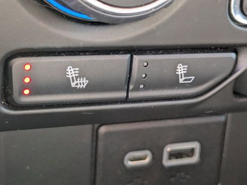 Used 2023 Chevrolet Tahoe RST image 11