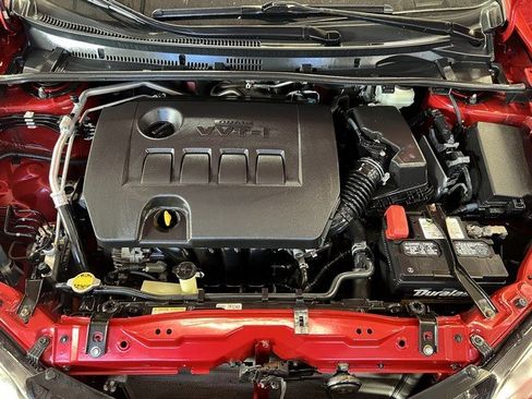 Used 2015 Toyota Corolla image 12