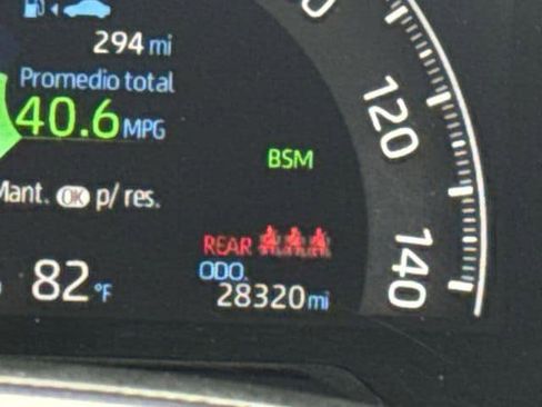 Used 2025 Toyota RAV4 XSE AWD/4WD image 17