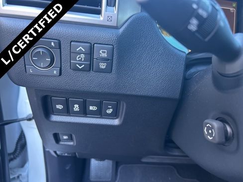 Used 2023 Lexus GX 460 Luxury image 23