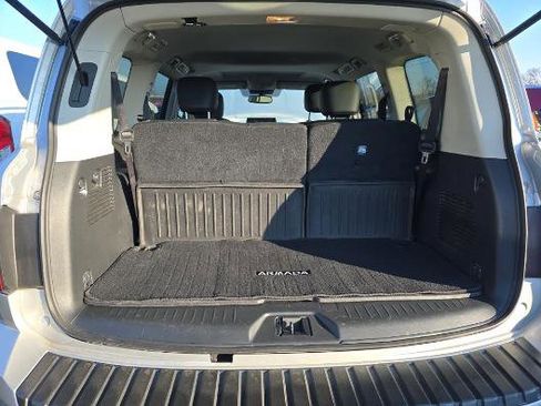 Used 2024 Nissan Armada SL w/ Captain's Chairs Package image 14