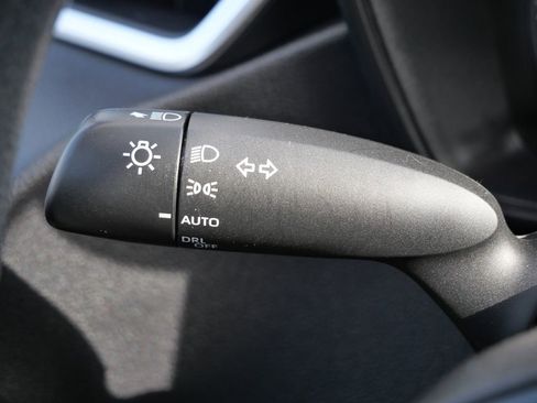 Used 2024 Toyota Corolla LE image 47