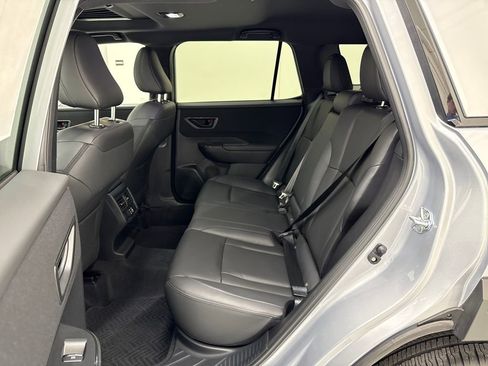 Used 2026 Subaru Outback Premium AWD/4WD image 25
