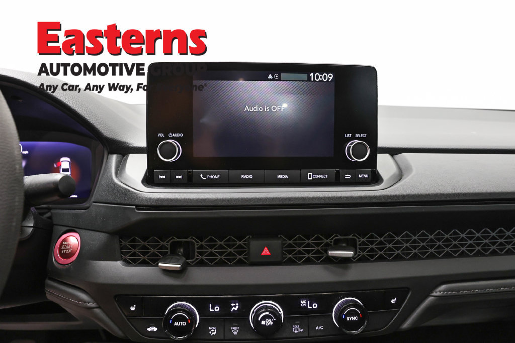 Used 2025 Honda Accord SE image 13