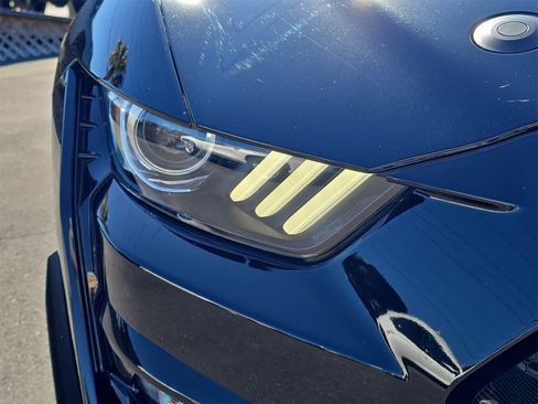 Used 2020 Ford Mustang Shelby GT500 w/ Technology Package image 7
