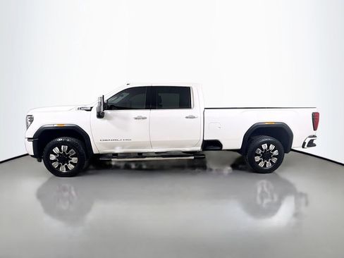 Used 2024 GMC Sierra 3500 Denali w/ Denali Reserve Package image 4