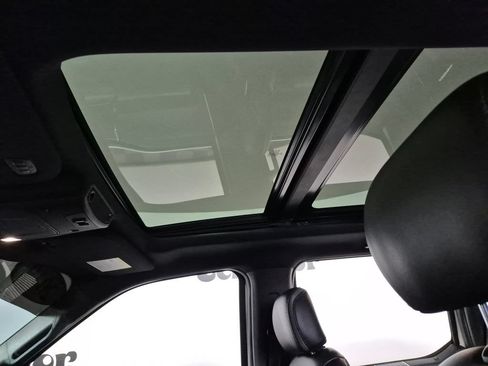 Used 2019 Ford F150 Platinum w/ Equipment Group 701A Luxury AWD/4WD image 27