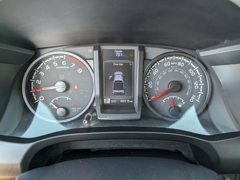 Used 2020 Toyota Tacoma SR image 17