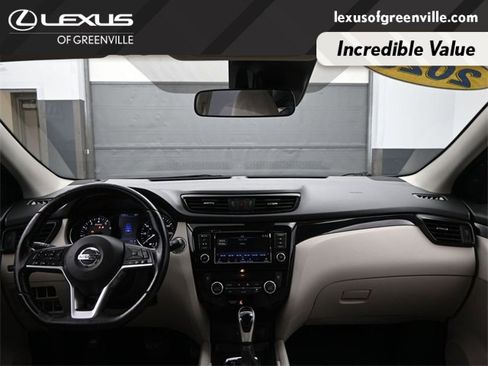 Used 2020 Nissan Rogue Sport SV w/ All-Weather Package image 28