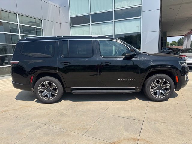 Used 2024 Jeep Wagoneer Series II AWD/4WD image 9