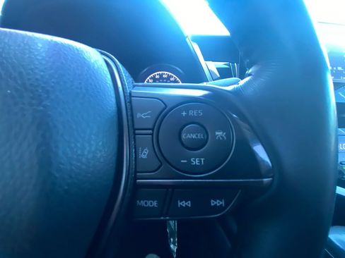 Used 2023 Toyota Camry SE FWD image 19