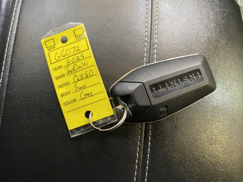 Used 2025 INFINITI QX60 Luxe image 51