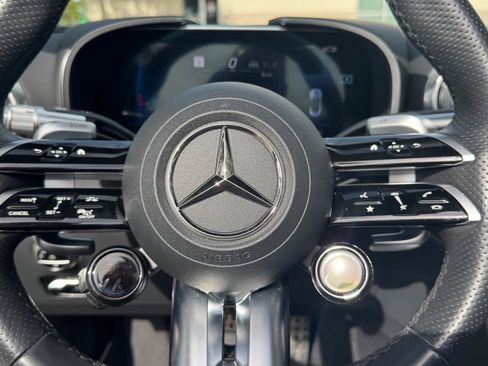 Used 2022 Mercedes-Benz SL 63 AMG 4MATIC image 14