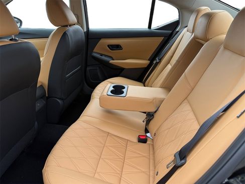 New 2025 Nissan Sentra SV w/ SV Premium Package image 15