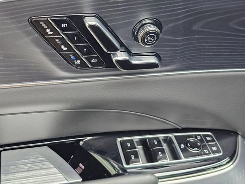 Used 2026 Cadillac Lyriq Premium Sport AWD/4WD image 22