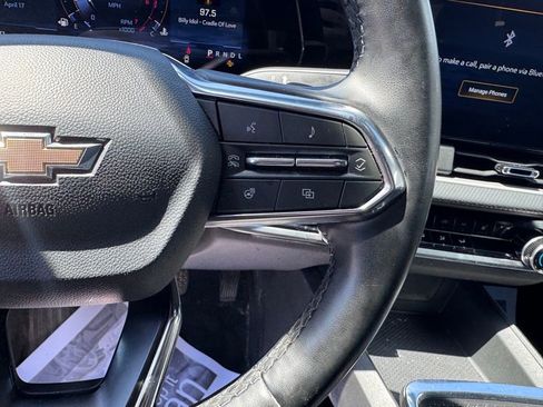 Used 2026 Chevrolet Equinox LT image 12