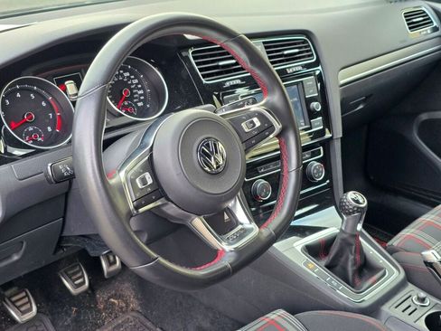 Used 2018 Volkswagen GTI S FWD image 12