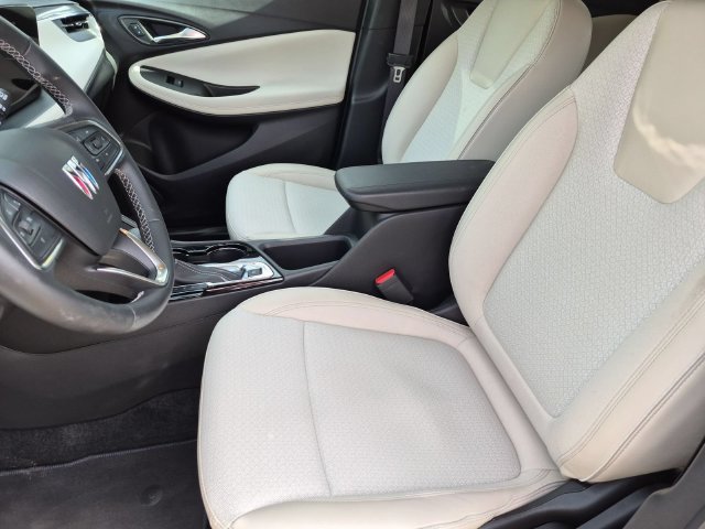 Used 2025 Buick Encore GX Preferred FWD image 18
