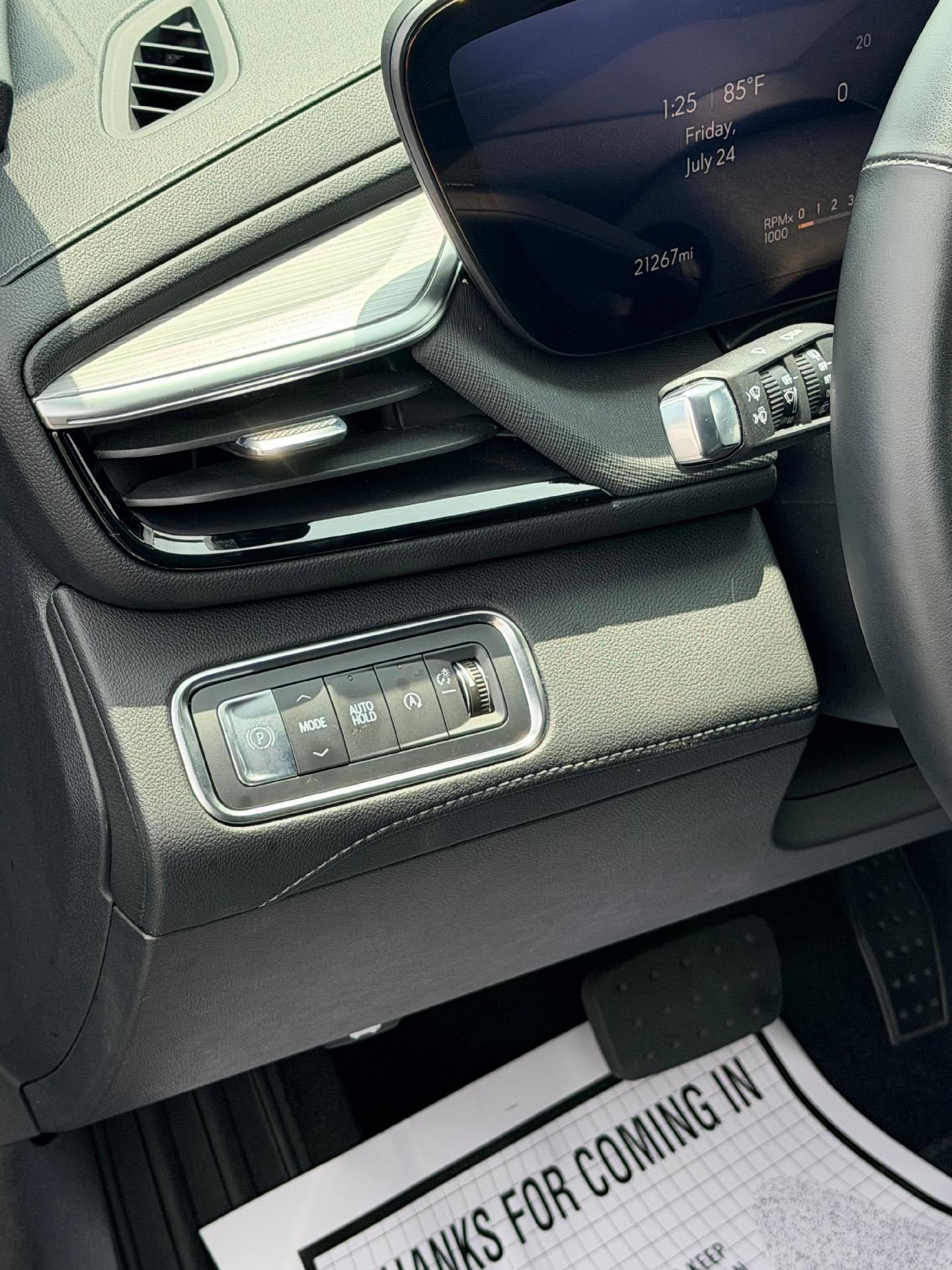 Used 2025 Buick Enclave Preferred FWD image 13