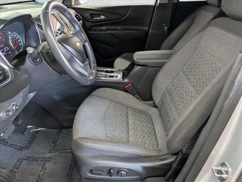 Used 2022 Chevrolet Equinox LT FWD image 23