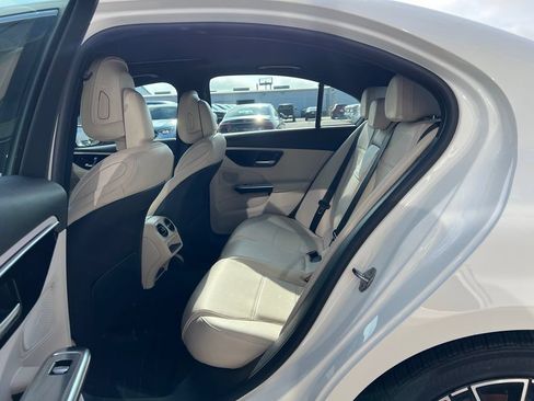 Certified 2022 Mercedes-Benz C 300 4MATIC Sedan image 25