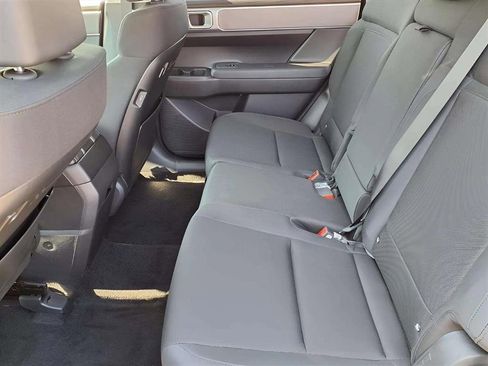 New 2026 Hyundai Santa Fe SE image 9