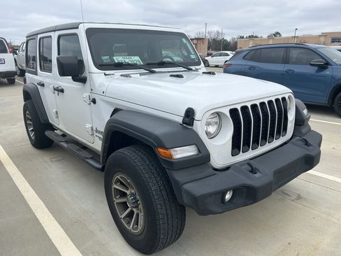 Used 2018 Jeep Wrangler Unlimited Sport S image 14