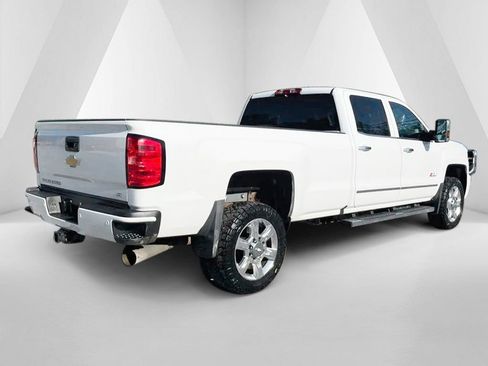 Used 2017 Chevrolet Silverado 2500 LTZ w/ Duramax Plus Package AWD/4WD image 8